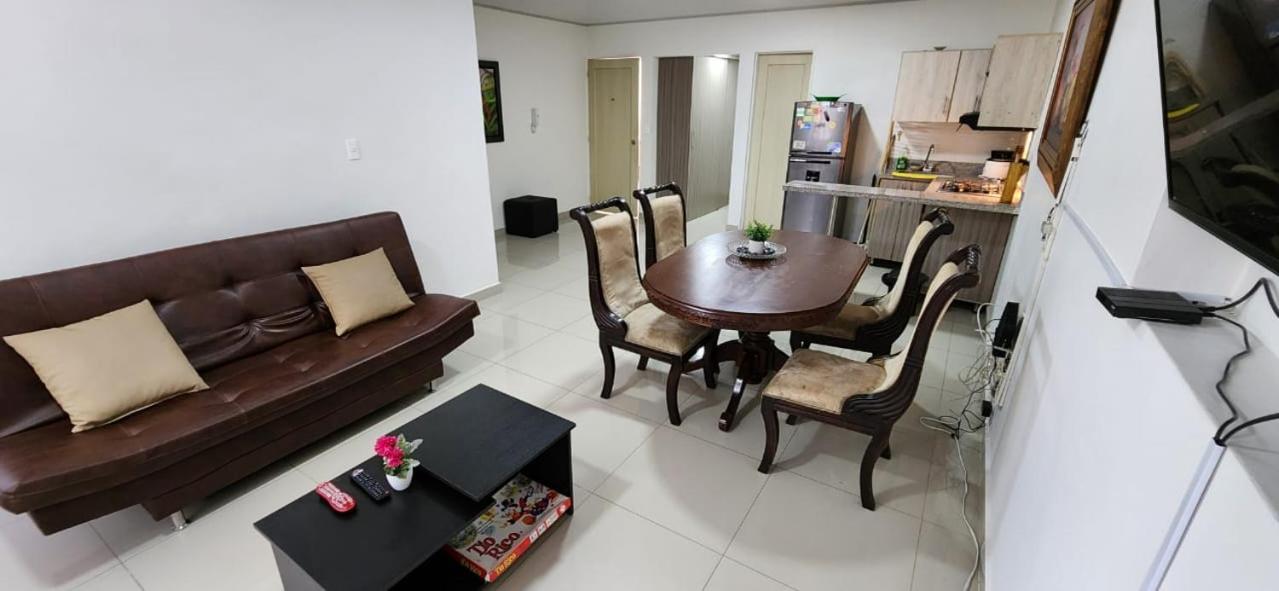 Apartamento Casa Laureles 2do Parque *